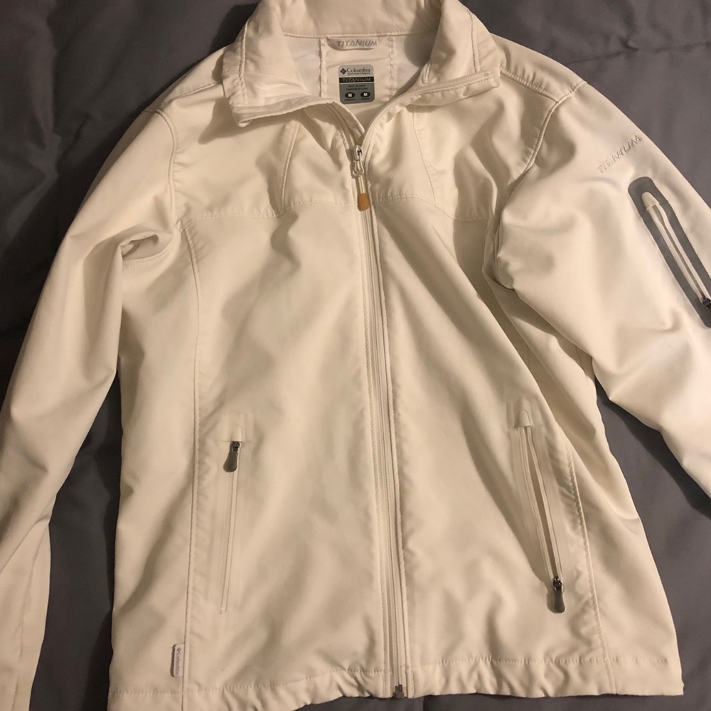 Columbia Titanium ladies jacket Sz M